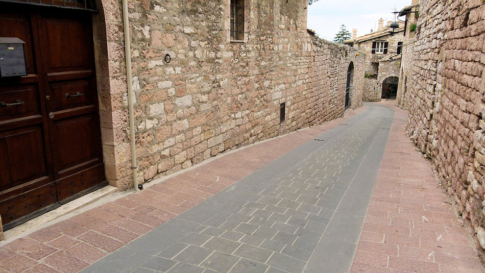 P1020149-Assisi.jpg