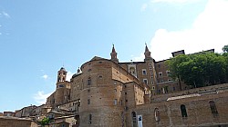 Thumbnail of P1020404-Urbino.jpg
