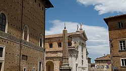 Thumbnail of P1020418-Urbino.jpg