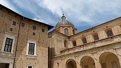 Thumbnail of P1020422-Urbino.jpg