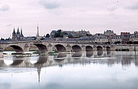 Thumbnail of Loire 1986-081.jpg