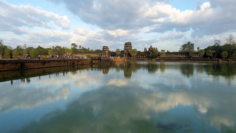 P1010146_Angkor_Wat_Siem_Reap.jpg