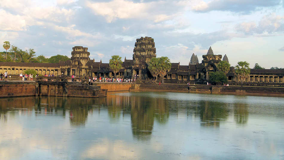 P1010147_Angkor_Wat_Siem_Reap.jpg
