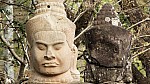 Thumbnail of P1010449_Siegestor_Angkor_Thom.jpg