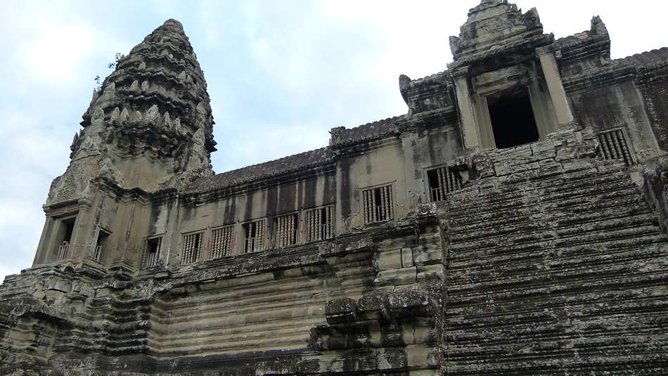 P1010548_Angkor_Wat.jpg