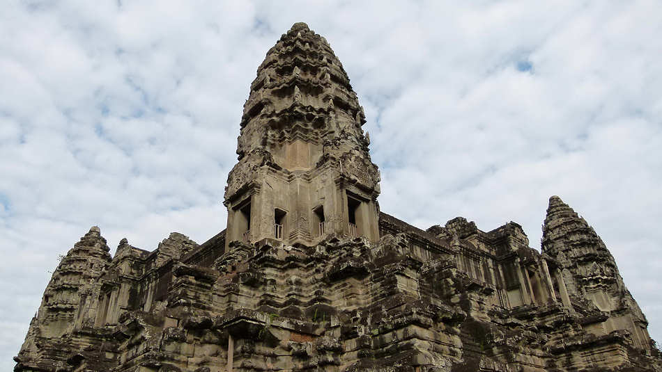 P1010590_Angkor_Wat.jpg