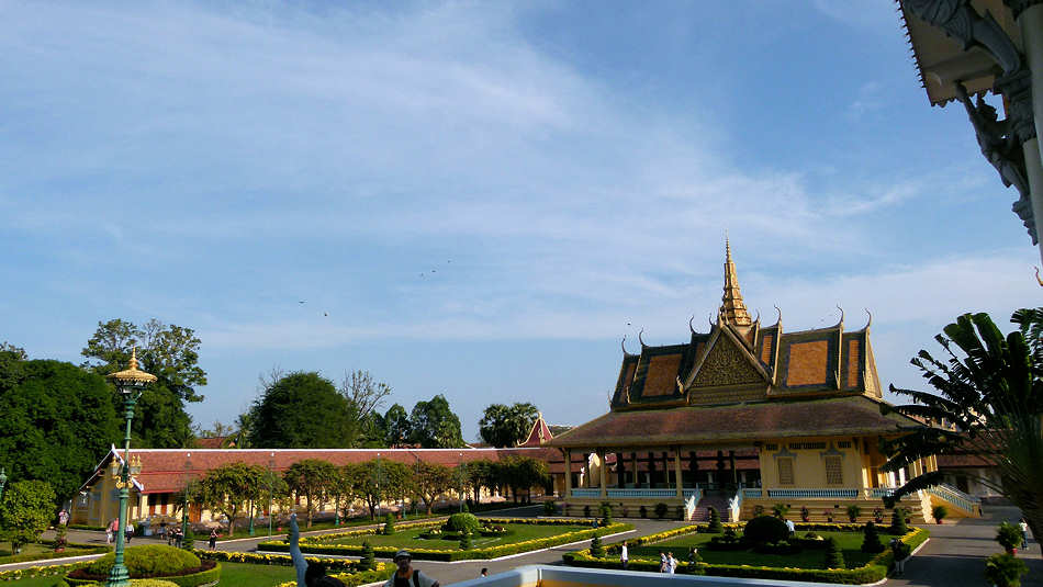 P1010709_Phnom_Penh_Koenigspalast.jpg