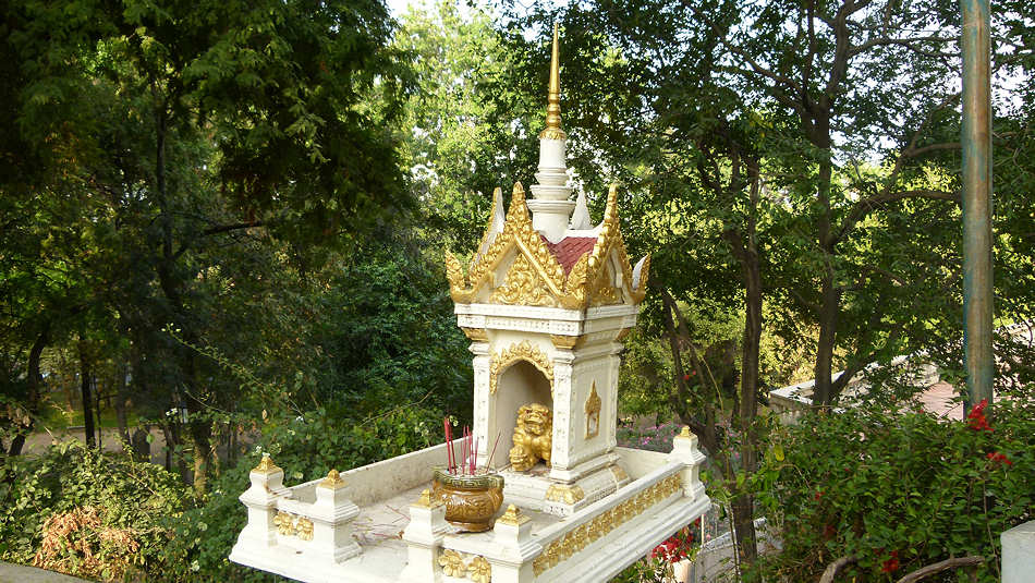 P1010786_Wat_Phnom.jpg