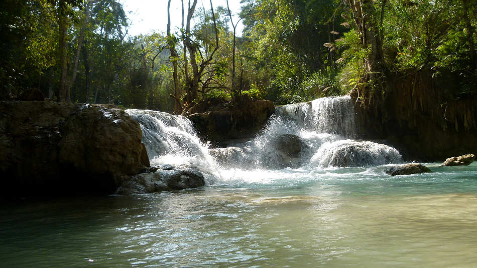 P1000607_Luang_Prabang_Tad_Kuang_Xi_Wasserfall.jpg