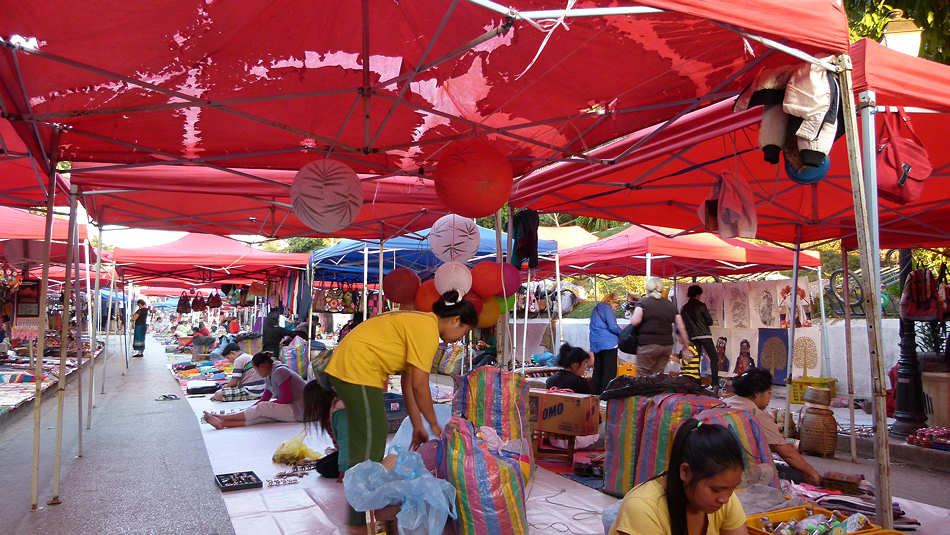 P1000664_Luang_Prabang_Markt.jpg
