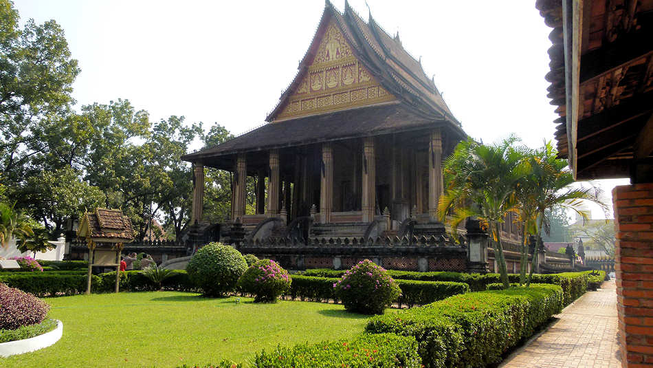 P1000878_Ho_Phra_Keo_Vientiane.jpg