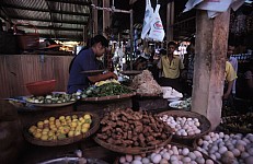 Thumbnail of Myanmar 2000-01-130.jpg