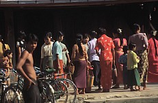 Thumbnail of Myanmar 2000-02-066.jpg