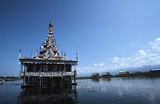 Thumbnail of Myanmar 2000-02-074.jpg