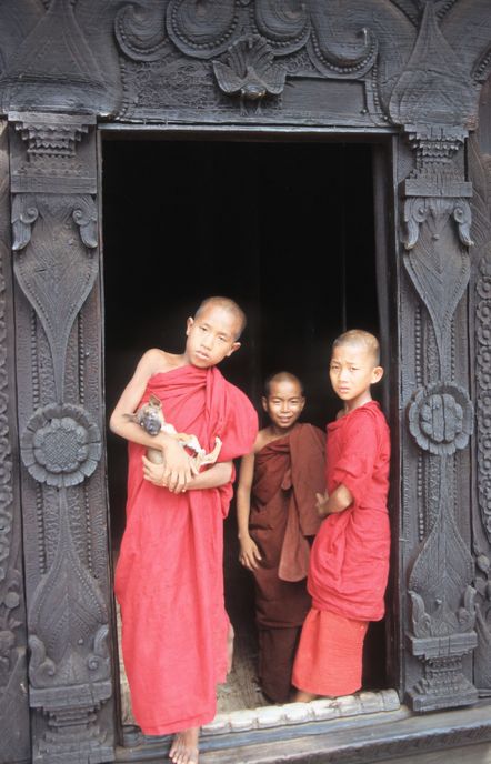 Myanmar 2000-02-184.jpg