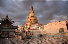 Thumbnail of Myanmar 2000-02-162.jpg