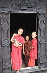 Thumbnail of Myanmar 2000-02-184.jpg